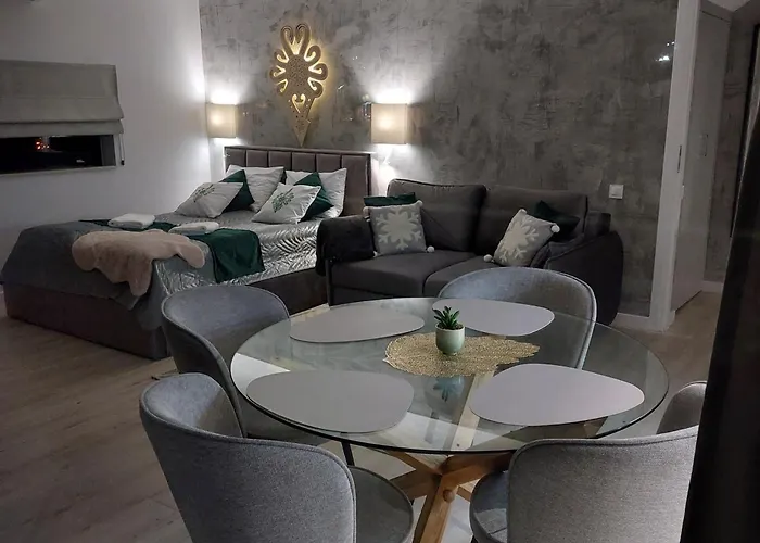 Narciarska N 6c Sauna דירה שצ'צ'ירק